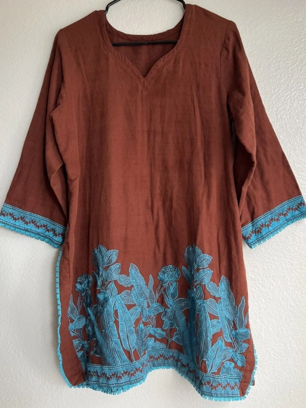 Vintage Mexican American long-sleeved Cotton tunic teal embroidered Brown floral